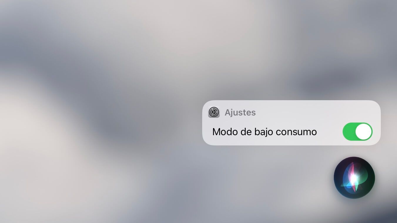 Activar el modo de bajo consumo usando Siri en el iPad