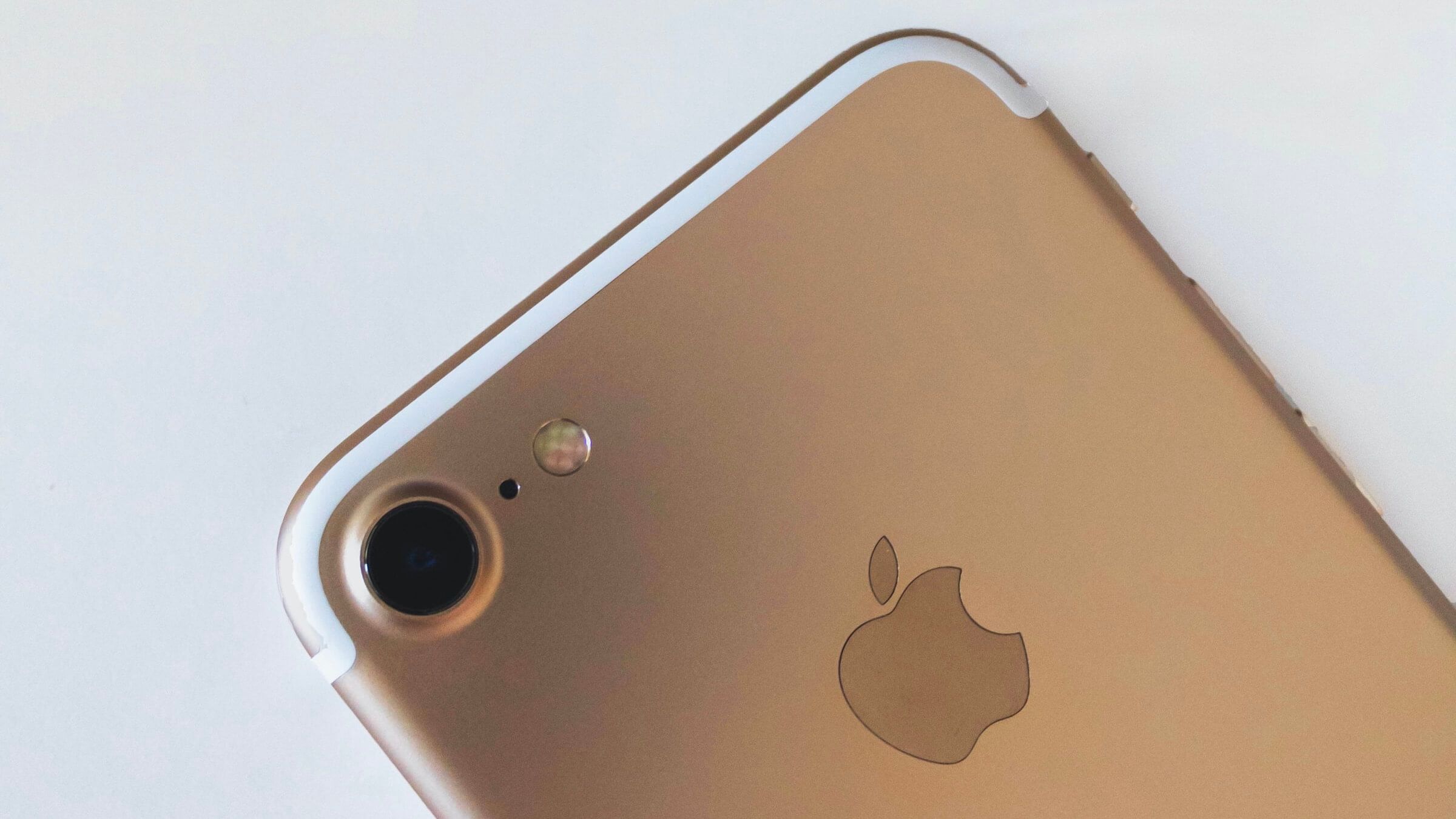 Apple iPhone 7 Apple iPhone 7